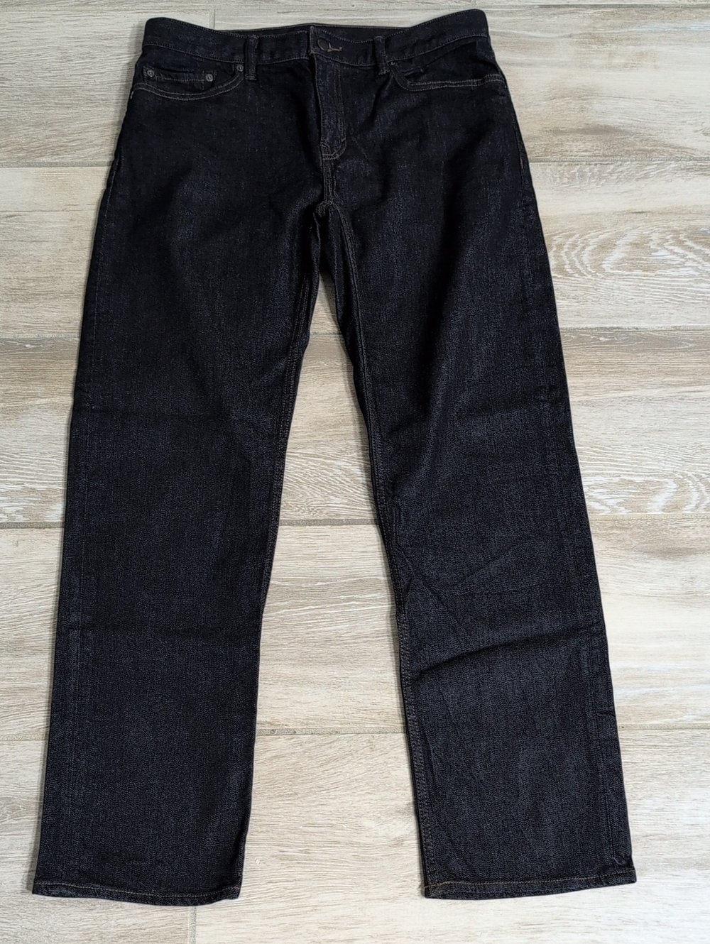 Banana Republic 33x32 Darkwash Straight Fit Jeans 33x32 Mens Straight Fit Jeans